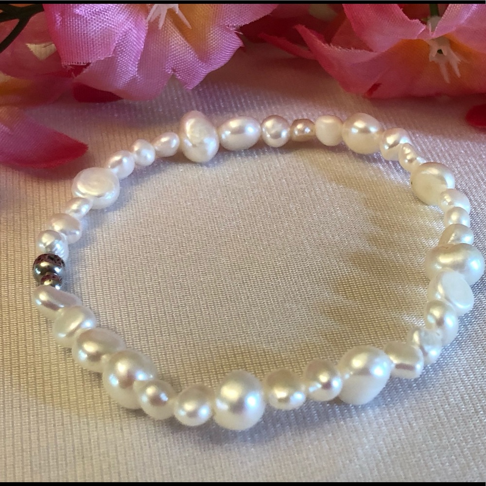 Silpada Freshwater Pearl Stretch Single Bracelet - Picture 6 of 10